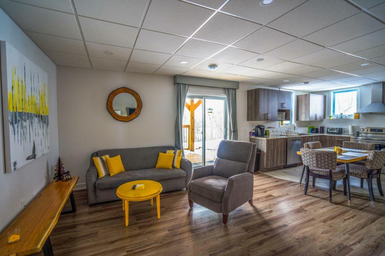 Le Bellevue Modern Lodge Wakefield Esterno foto