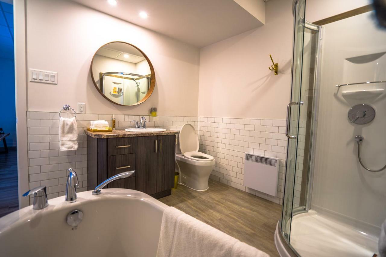 Le Bellevue Modern Lodge Wakefield Esterno foto