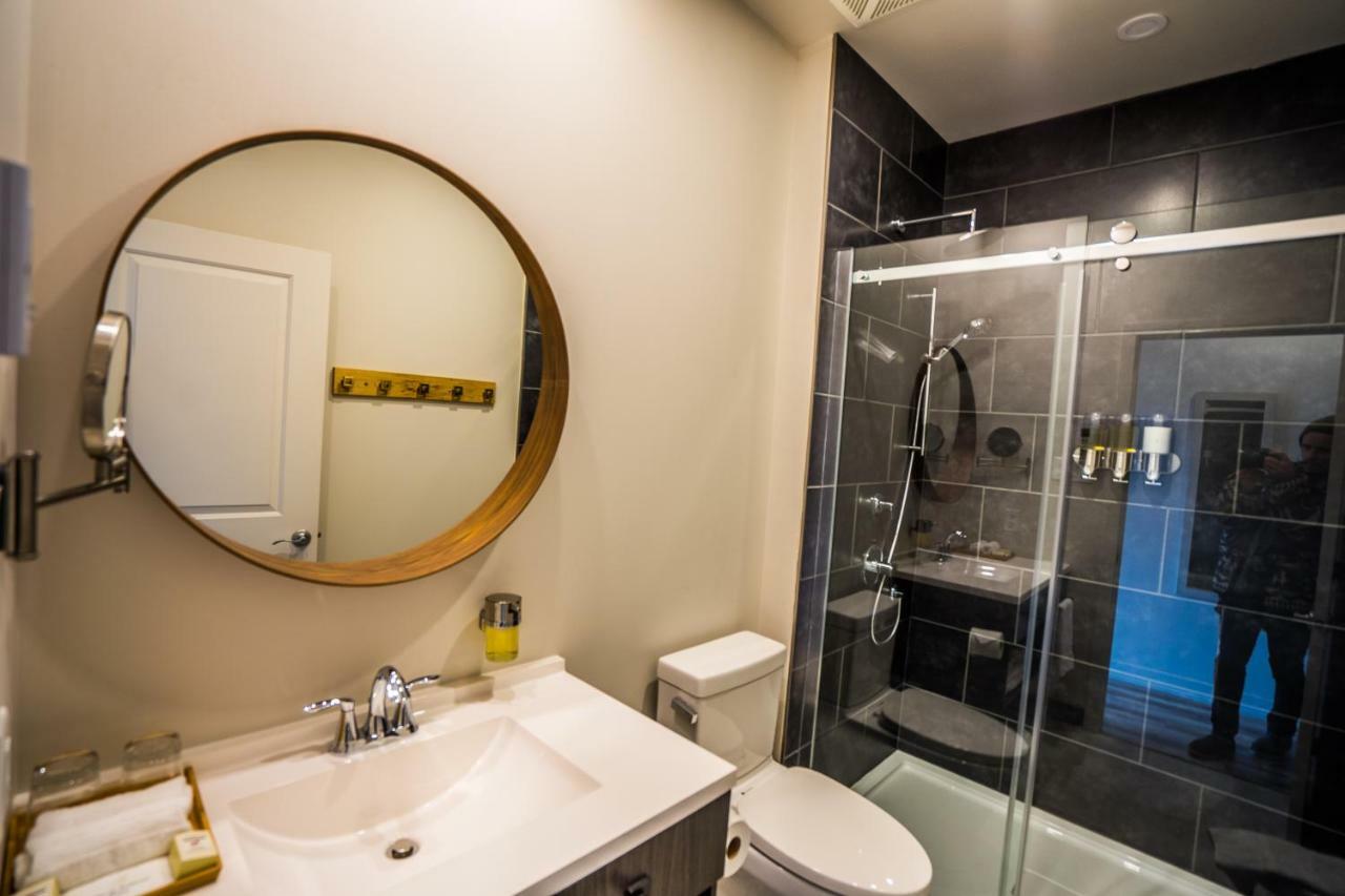 Le Bellevue Modern Lodge Wakefield Esterno foto
