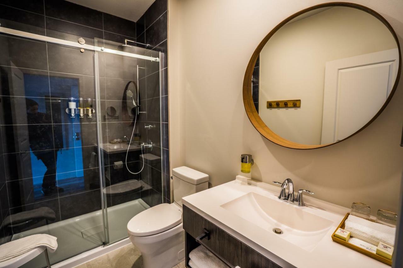 Le Bellevue Modern Lodge Wakefield Esterno foto